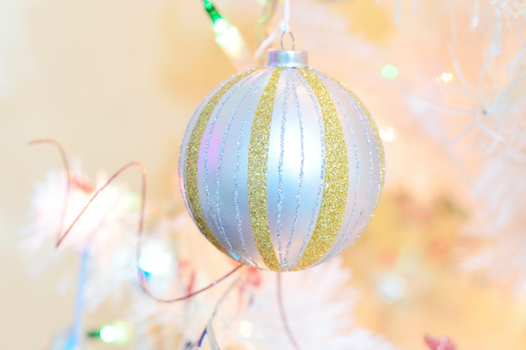 5-diy-christmas-ornaments-for-kids